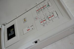 ブレーカーが落ちるのは安全のための保護機能